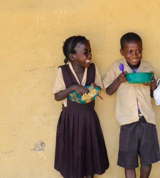 children eating Marys Meals