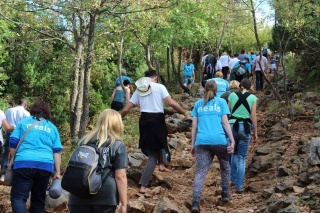 Image of Mary's Meals volunteers on a pilgramage